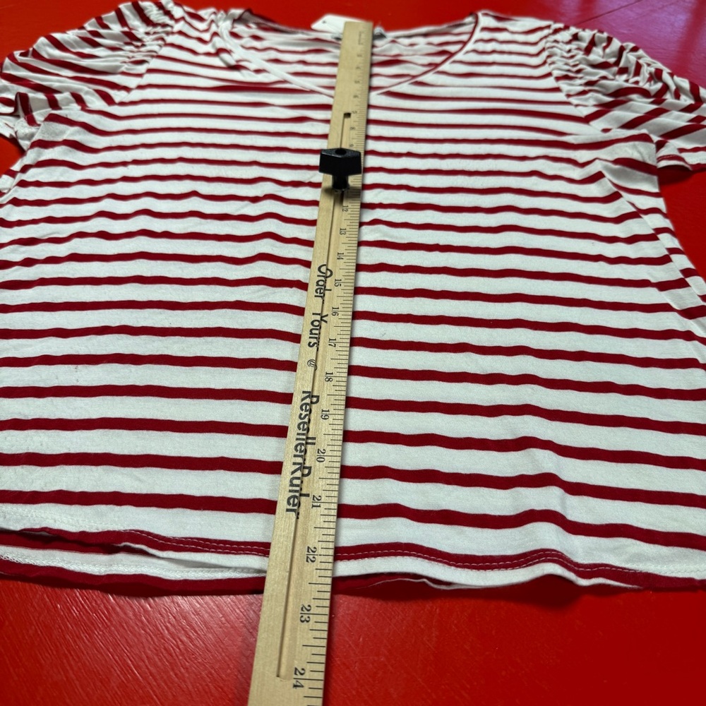 GREEN ENVELOPE Striped Red and White Women's T SHIRT V NECK - Picture 4 of 6